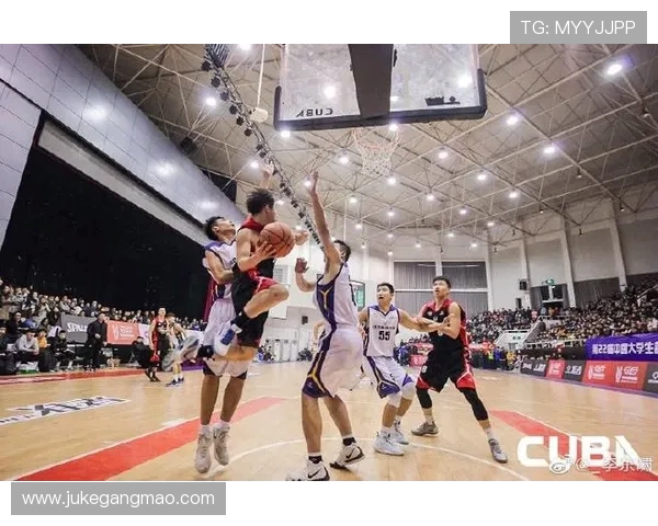 武汉篮球队配合风格深度解析与其他球队的对比研究